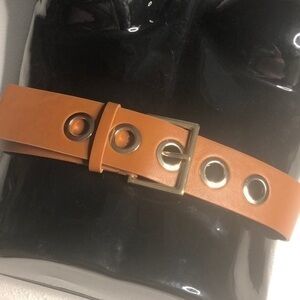 Chico’s belt with elastic
